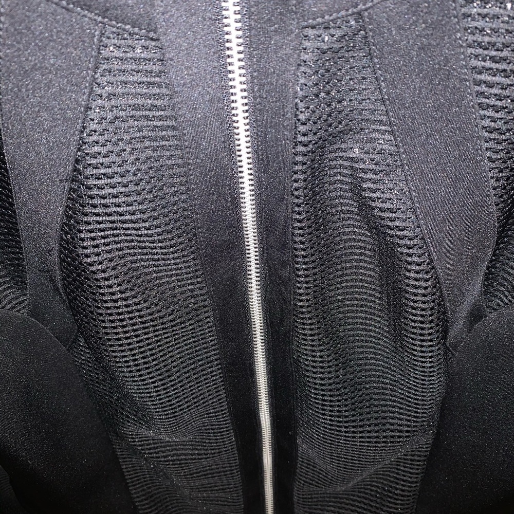 Guess detailed zip front jacket - Picture 6 of 7